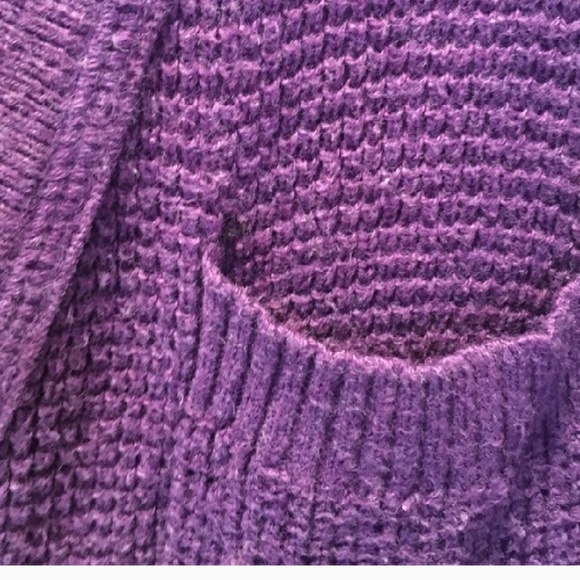 🛑🚫SOLD🚫🛑 💜 Mossimo XL Long Stretch Top 💜 - Picture 2 of 3